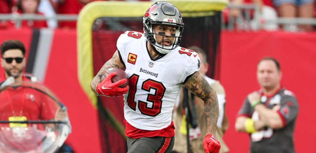 DraftKings NFL Fantasy Lineup for Christmas Eve
