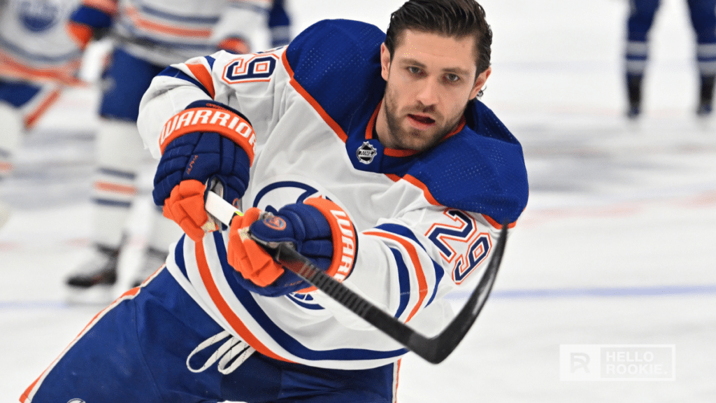 Leon Draisaitl and the Edmonton Oilers look to break their 3 game losing streak against the surging Tampa Bay Lightning