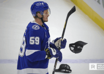Jake Guentzel leads Tampa Bay’s scoring attack as they face the Flyers at Amalie Arena.