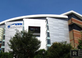 NBA basketball court arena representing the league new DFS partnership with PrizePicks