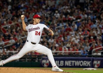 Cade Cavalli pitching for the Washington Nationals