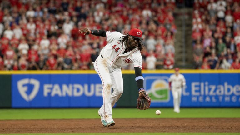 Elly De La Cruz fielding for the Cincinnati Reds at Great American Ball Park