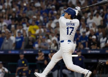 Shohei Ohtani batting for the Los Angeles Dodgers at American Family Field