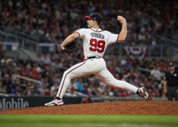Spencer Strider pitching for the Atlanta Braves