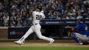 Juan Soto swinging for the New York Yankees at Citi Field