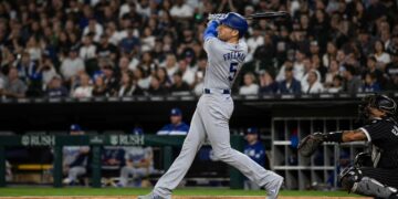 Freddie Freeman batting for the Los Angeles Dodgers at Rate Field in Chicago