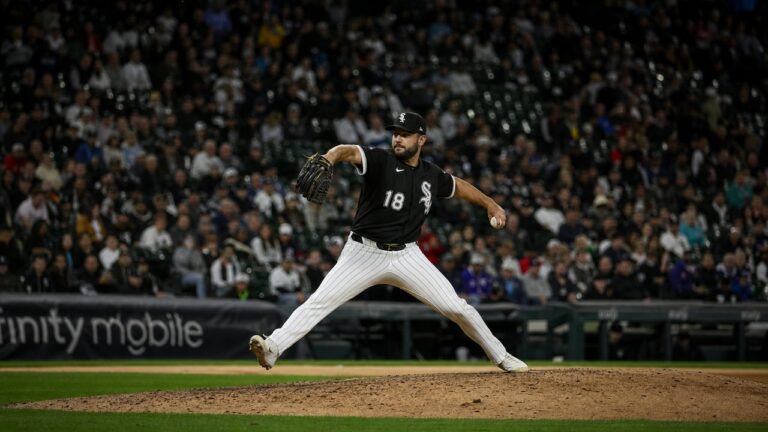 Anthony Kay pitching for the Chicago White Sox at Guaranteed Rate Field