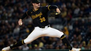 Paul Skenes pitching for the Pittsburgh Pirates
