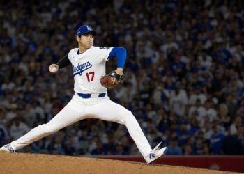 Shohei Ohtani pitching for the Los Angeles Dodgers