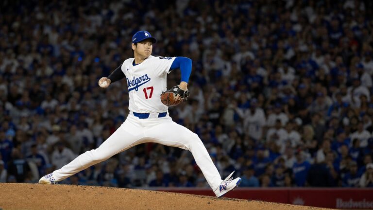 Shohei Ohtani pitching for the Los Angeles Dodgers