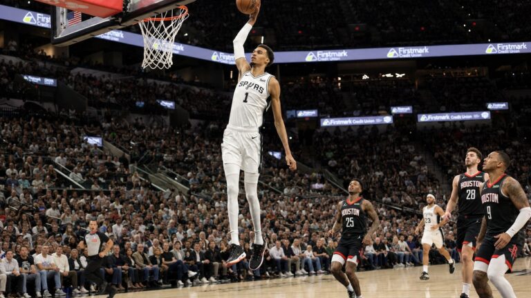 Victor Wembanyama dunking for the San Antonio Spurs in the 2026 NBA Finals