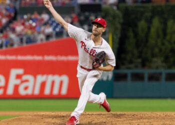 Zack Wheeler pitching on the mound for the Philadelphia Phillies