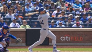 Andy Pages batting for the Los Angeles Dodgers against the New York Mets