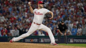 Zack Wheeler pitching for the Philadelphia Phillies