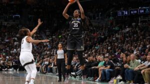 Jonquel Jones of the New York Liberty shooting a mid-range jump shot