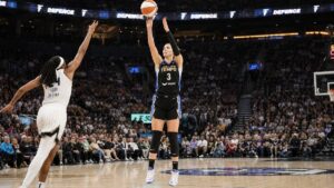 Marina Mabrey shooting a three-pointer for the Toronto Tempo