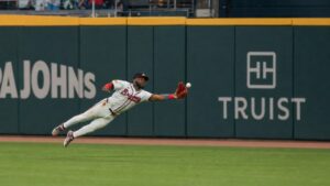Michael Harris II making a play in center field for the Atlanta Braves
