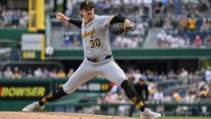 Paul Skenes pitching for the Pittsburgh Pirates
