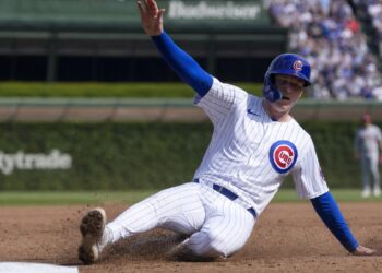 Pete Crow-Armstrong in action for the Chicago Cubs