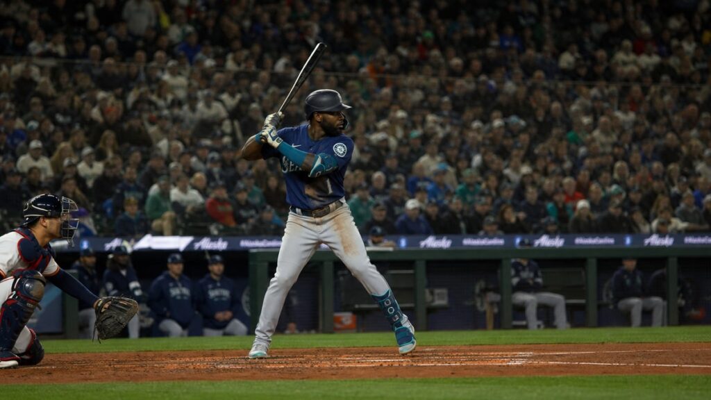 Randy Arozarena batting for the Seattle Mariners at T-Mobile Park