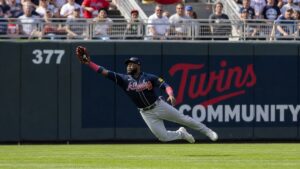 Michael Harris II making a diving catch for the Atlanta Braves