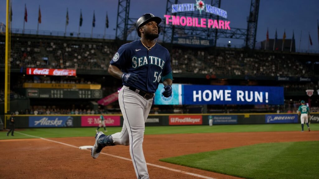 Randy Arozarena rounding the bases after a home run for the Seattle Mariners at T-Mobile Park
