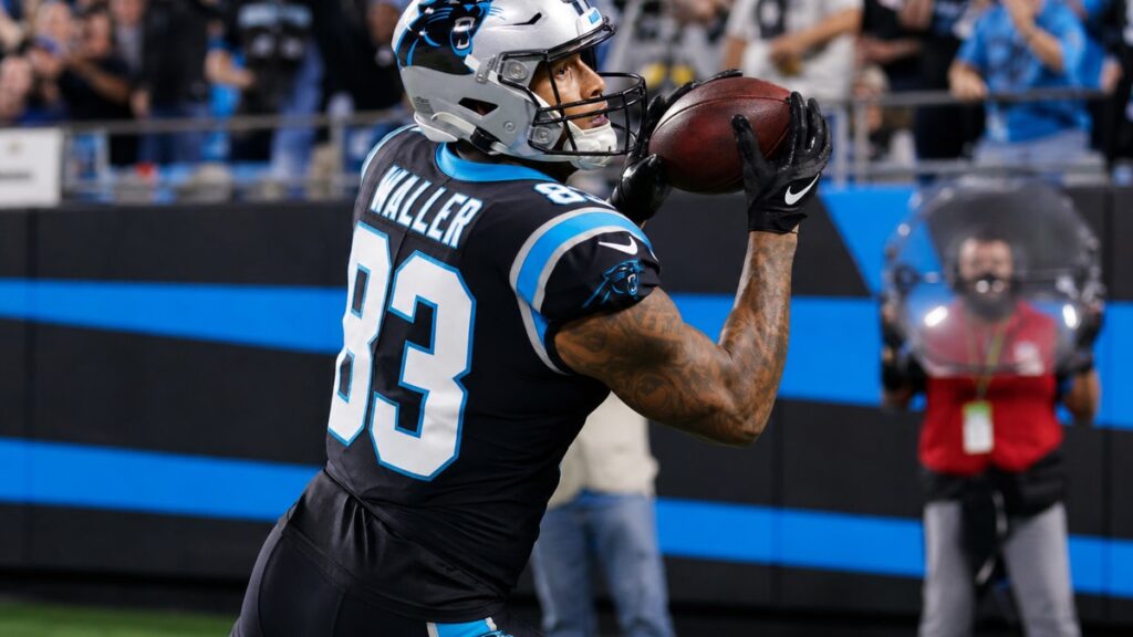 Darren Waller catching a touchdown pass for the Carolina Panthers
