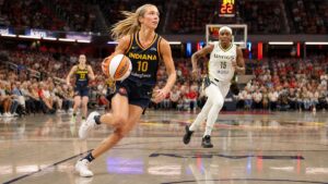 Lexie Hull driving to the basket for the Indiana Fever against the New York Liberty