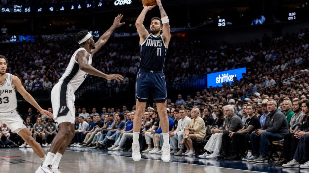 Klay Thompson shooting a three-pointer in a Dallas Mavericks jersey