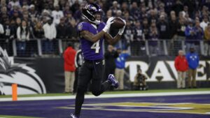 Zay Flowers catching a pass for the Baltimore Ravens