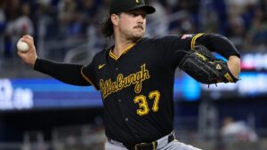 Jared Jones pitching for the Pittsburgh Pirates against the Los Angeles Dodgers