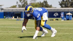 Aaron Donald returns to practice with the Los Angeles Rams defensive line