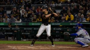 Bryan Reynolds batting for the Pittsburgh Pirates at PNC Park
