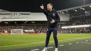 Xabi Alonso on the touchline coaching Chelsea in his Premier League managerial debut against Fulham