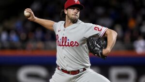 Aaron Nola pitching for the Philadelphia Phillies against the New York Mets