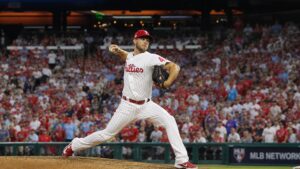Zack Wheeler pitching for the Philadelphia Phillies against the Atlanta Braves