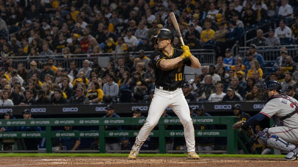 Bryan Reynolds batting for the Pittsburgh Pirates at PNC Park