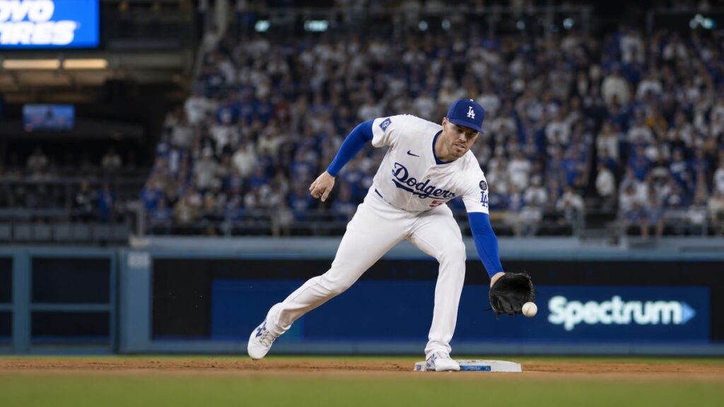 Freddie Freeman fielding at first base for the Los Angeles Dodgers