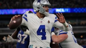 Dak Prescott throwing a pass for the Dallas Cowboys against the New York Giants