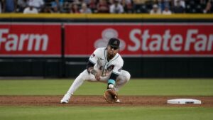 Ketel Marte fielding at second base for the Arizona Diamondbacks