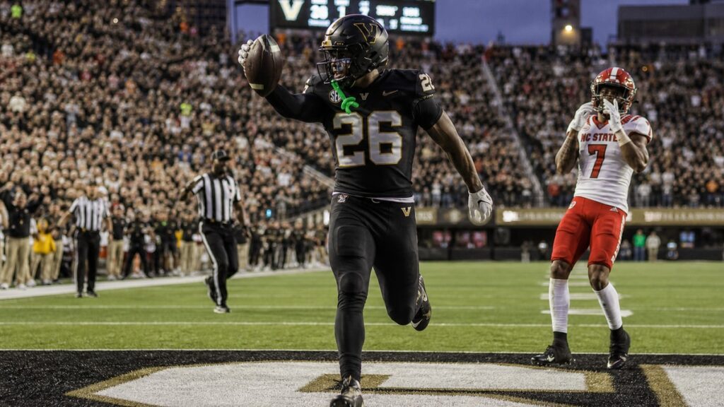 Vanderbilt defender recovers a fumble in the end zone for the game-winning touchdown against NC State