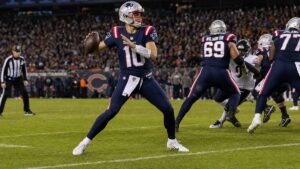 Drake Maye in action for the New England Patriots
